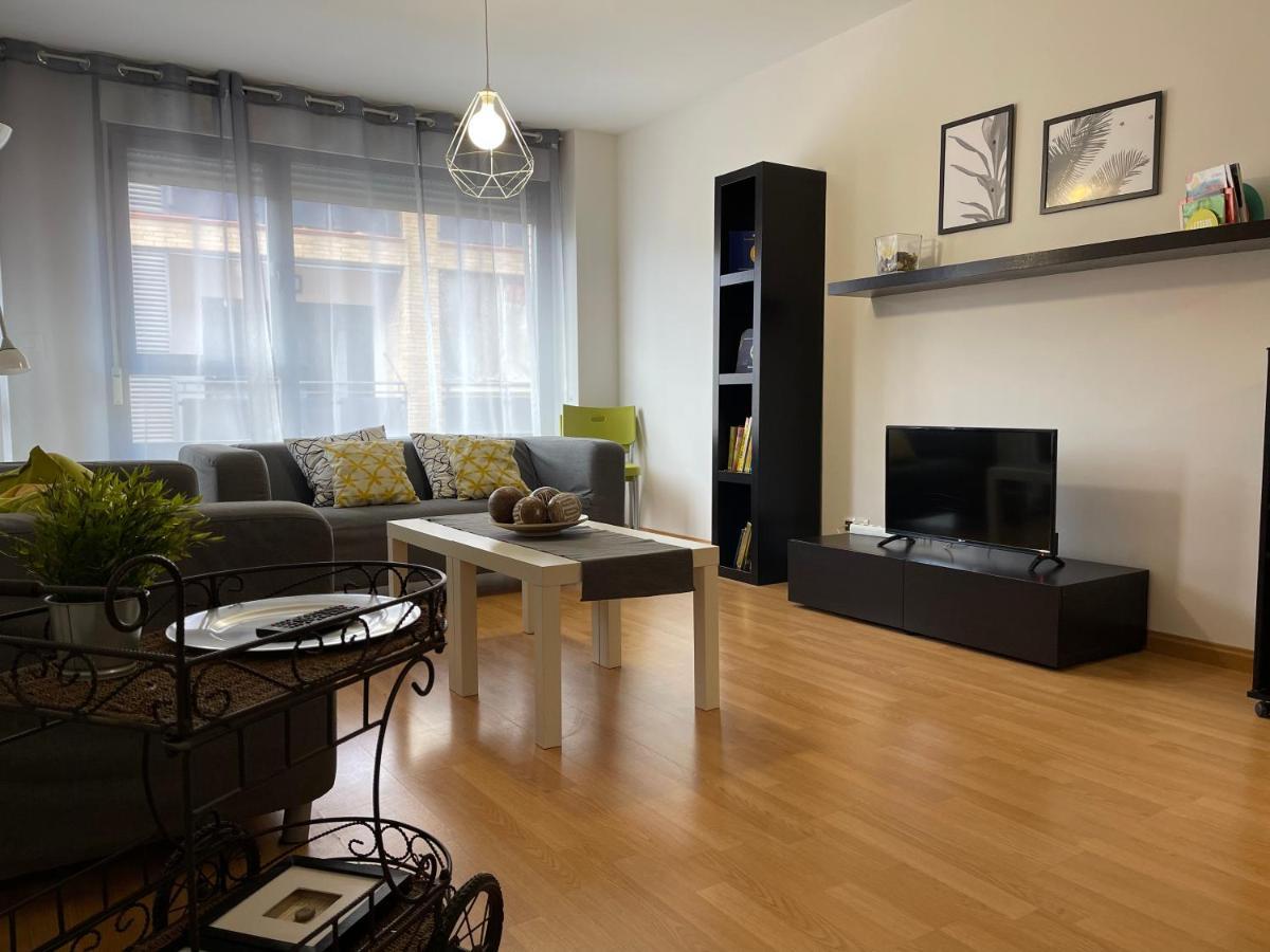 Castejón Apartamentos Ribera Navarra - Bardenas מראה חיצוני תמונה